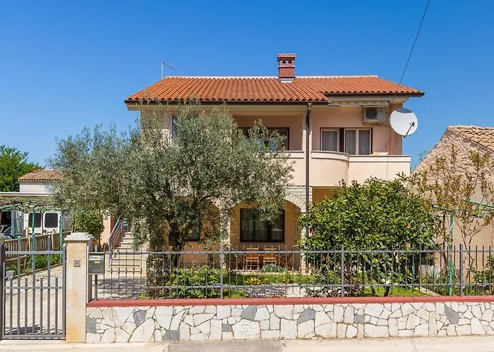 Valmade Apartman Pula