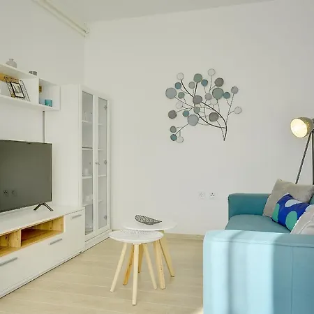 Valmade Pula