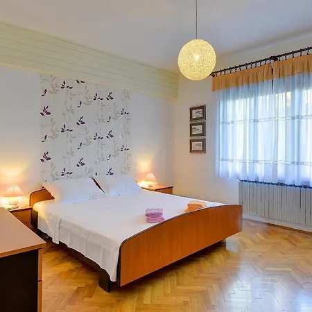 Ljuba Apartment Pula