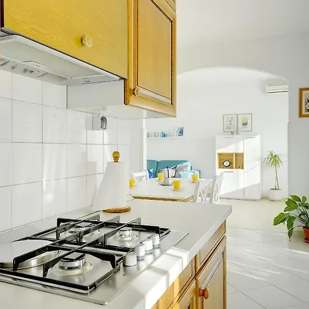 Ljuba Apartment